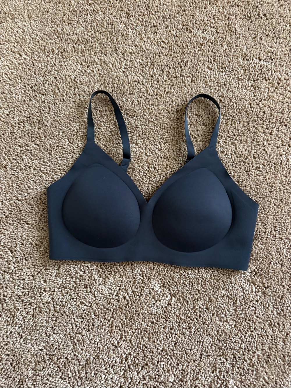 Uniqlo Black Wireless Seamless Bra